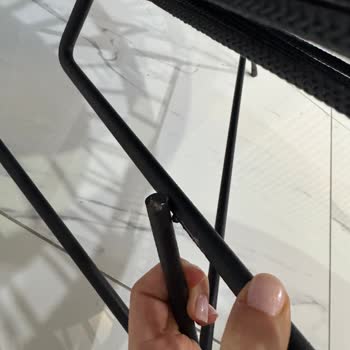 Vivense'den Aldığım Balkon Takımının Kırık Sandalyesi İçin Destek Alamıyorum