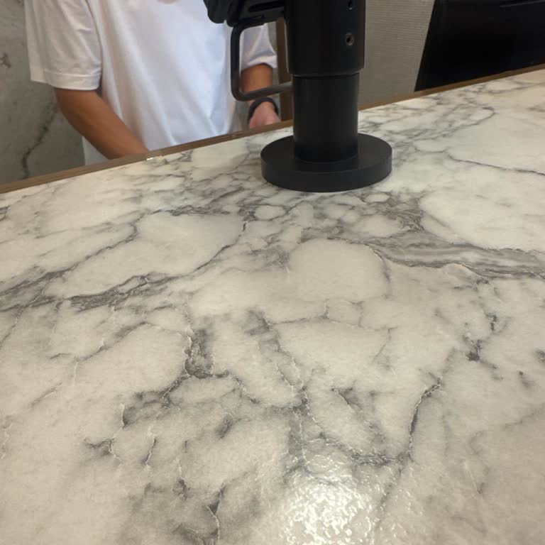 Mağaza Çalışanının Agresif Tavrı Alışverişimi Mahvetti