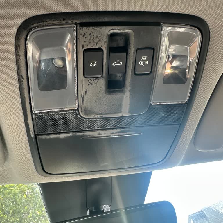 Kia Ceed 2023 Model Araçta İç Trim Sorunu Ve Servis Hizmetlerinde Yetersizlik