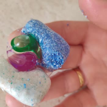 Bulaşık Tableti Kapsülleri Patlak Ve Tam Çözünmüyor