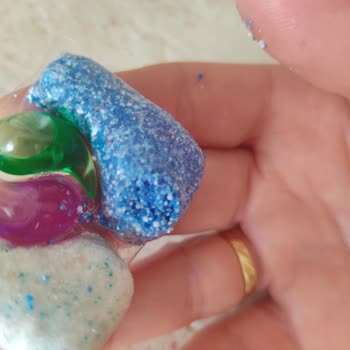 Bulaşık Tableti Kapsülleri Patlak Ve Tam Çözünmüyor