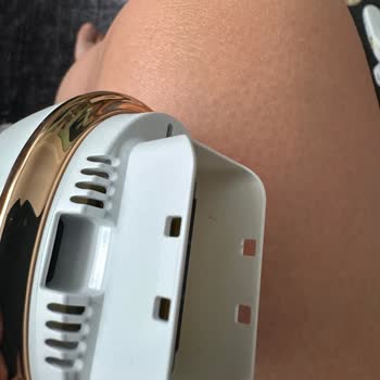 Braun Üzerinde Kılları Olduğu Epilasyon Aleti Geldi