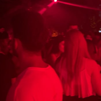 Alaçatı'da Hayal Kırıklığı: Kötü Organizasyon Ve Yetersiz Mekan Deneyimi