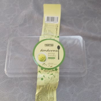 Dondurma İçinde Çıkan Antep Fıstığı Kabukları Çocuklar İçin Risk Oluşturuyor