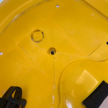 Kızım Bisikletin Kırılan Koltuğundan Düşerek Yaralandı: Güvenlik Sorunu Ve Hayal Kırıklığı