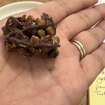 Tahıllı Bar İçinden Taş Çıkması Şaşkınlığı