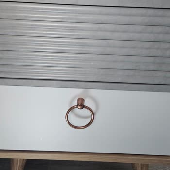 İstikbal Lena Komodin Boya Akması Sorunu Ve Garanti Kapsamında Çözüm Eksikliği