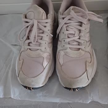 Sneaks Up Kısa Sürede Deforme Olan Ayakkabıya Çözüm Bulamıyorum!