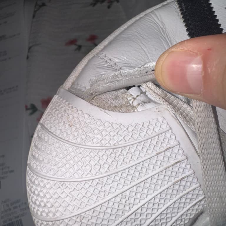 3 Ayda Açılan Ayakkabıya Garanti Reddi Şaşkınlığı