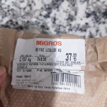 Migros'ta Küflü Ve Bayat Kuruyemiş Şoku!