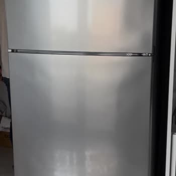 Yeni Alınan Buzdolabında Ezilme Ve Değişim Reddi Mağduriyeti