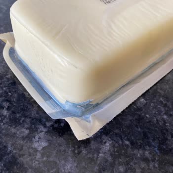 Ünal Peynircilik Küflü Kaşar Peynir Ve İlgisiz Müşteri Hizmeti Nedeniyle Hayal Kırıklığı