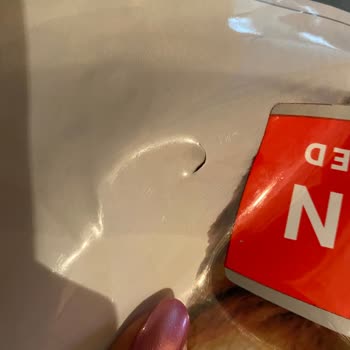 Delinmiş Ve Hava Almış Kedi Maması Paketi İade Edilmiyor