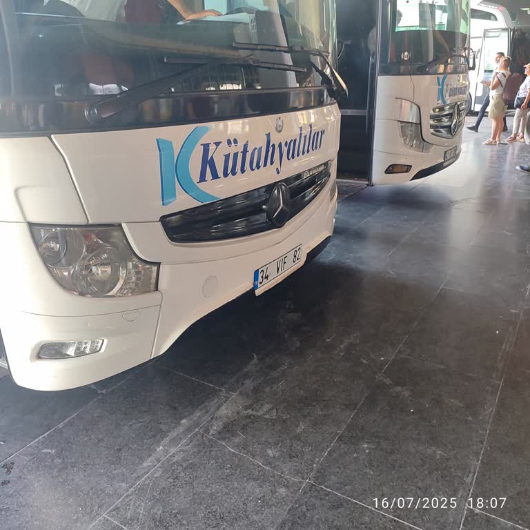 Otobüs Muavininin Saygısız Ve Kaba Davranışı Hakkında Şikayet