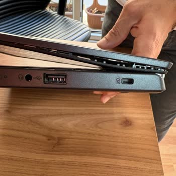 Acer Notebook Menteşe Sorunu ve Yetersiz Servis Deneyimi