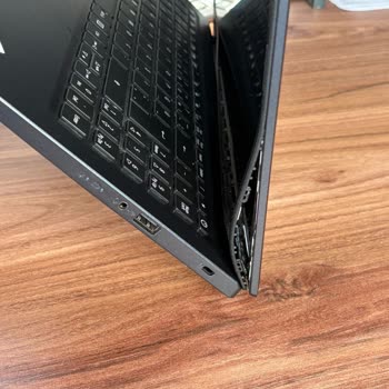 Acer Charged Me for Hinge Issue on My Ex215 Laptop