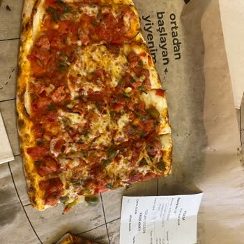 Sipariş Verdiğim Pide Çiğ Ve Az Malzemeli Geldi