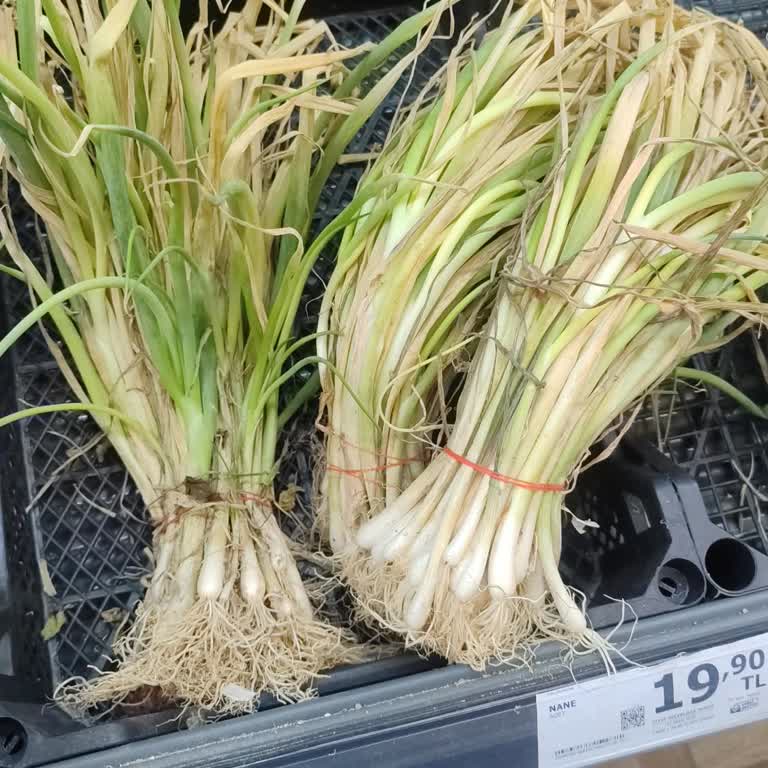 Meyve Sebze Reyonunda Ürün Eksikliği Mağduriyeti