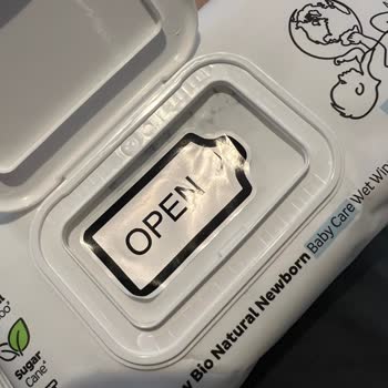 Sleepy Açılmamış Islak Mendilde Küf Şoku: Çocuk Sağlığı Tehlikede!