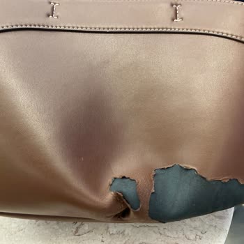 Güneş Işığı Nedeniyle Hasar Gören Çantamın Değişimini Talep Ediyorum