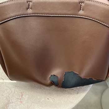 Güneş Işığı Nedeniyle Hasar Gören Çantamın Değişimini Talep Ediyorum