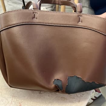 Güneş Işığı Nedeniyle Hasar Gören Çantamın Değişimini Talep Ediyorum