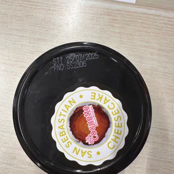 Son Kullanma Tarihi Geçmemiş Tatlıda Küf Şoku