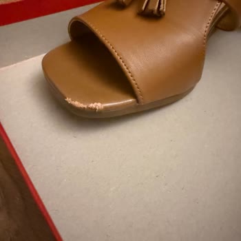 Bir Saatte Yırtılan Ayakkabı Ve İade Sorunu