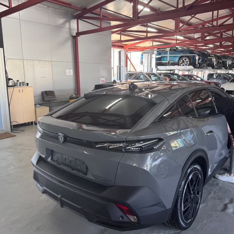 Peugeot 408 Otomatik Vites Kendi Kendine Geçiş Yapmıyor