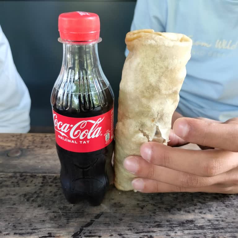 Küçük Boy Dürüm Ve Uzun Teslimat Süresi Hayal Kırıklığı Yarattı