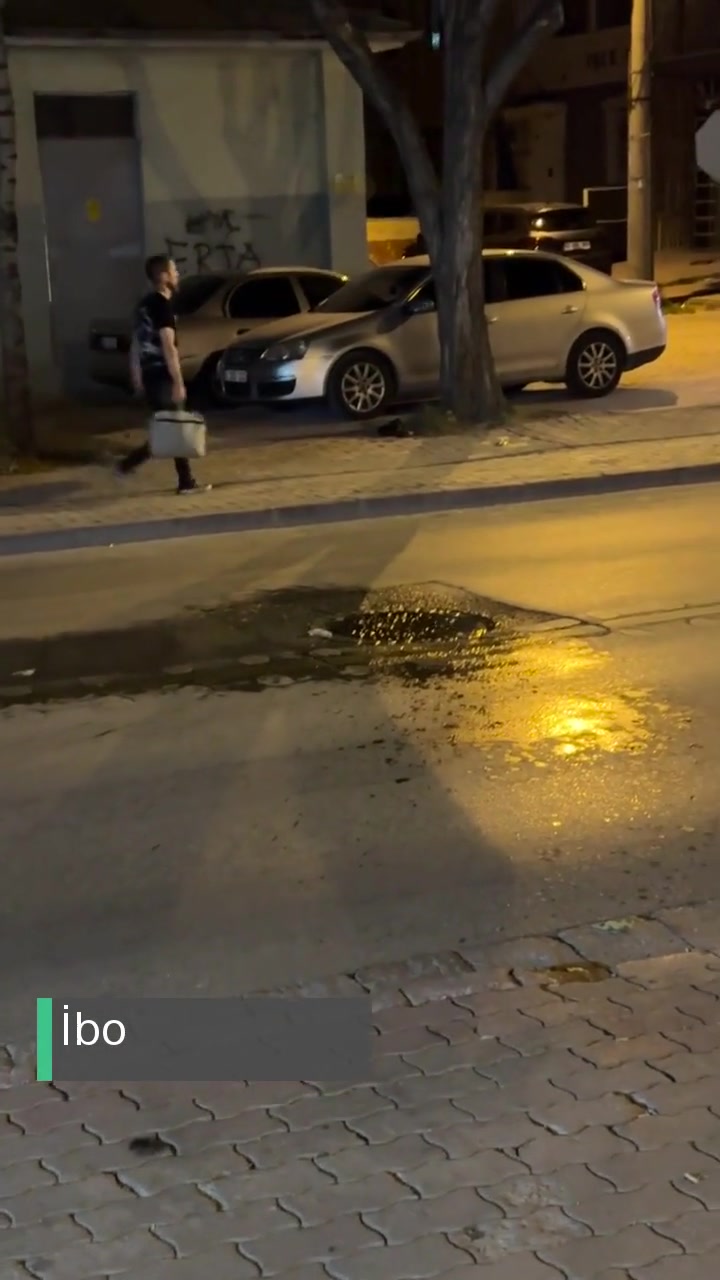 Konya Selçuklu Belediyesi Rögarın Tıkanık Olması videonun kapak resmi