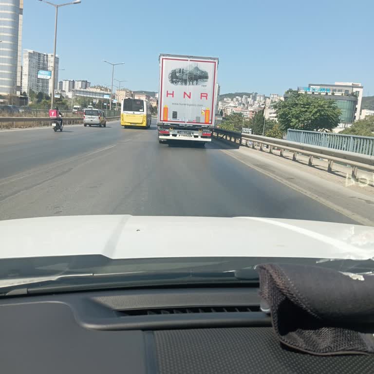 Tır Şoförünün Tehlikeli Hareketleri Ailemi Korkuttu