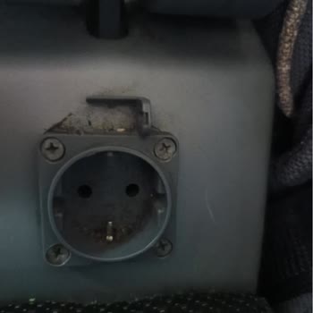 2100₺'lik Otobüs Yolculuğunda Hayal Kırıklığı: Eski Araç, Kötü Hizmet, Çalışmayan Klima Ve Hijyen Sorunları