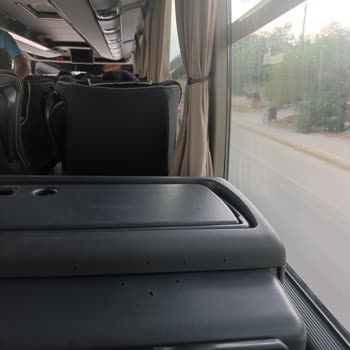 2100₺'lik Otobüs Yolculuğunda Hayal Kırıklığı: Eski Araç, Kötü Hizmet, Çalışmayan Klima Ve Hijyen Sorunları