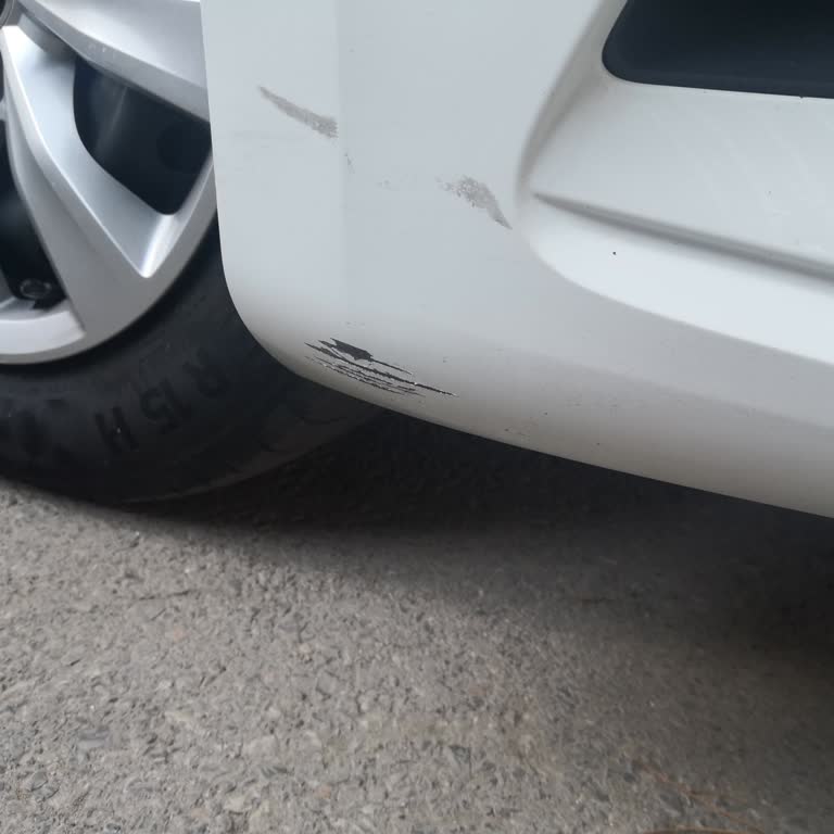 Vip Platin Oto Yıkama Araç Yıkama Sonrası Oluşan Hasar Ve İlgisiz Hizmet