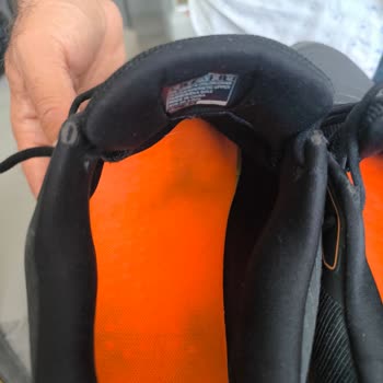 Kısa Sürede Deforme Olan Ayakkabıya Kullanıcı Hatası Yanıtı