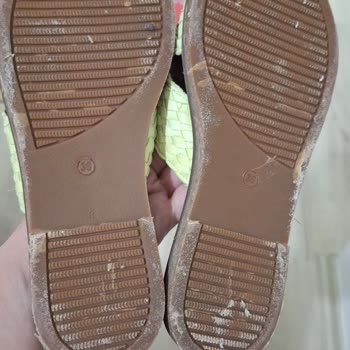 Satın Aldığım Terlik Kısa Sürede Deforme Oldu, Müşteri Desteği Cevap Vermiyor