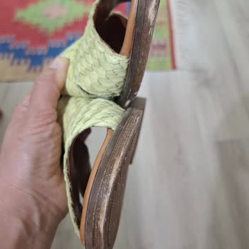 Satın Aldığım Terlik Kısa Sürede Deforme Oldu, Müşteri Desteği Cevap Vermiyor