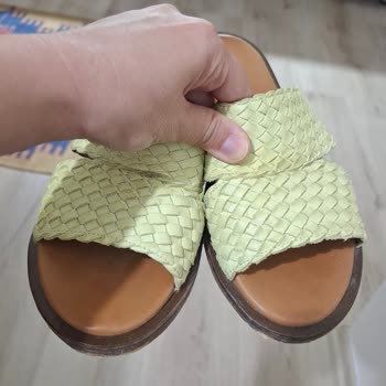 Satın Aldığım Terlik Kısa Sürede Deforme Oldu, Müşteri Desteği Cevap Vermiyor