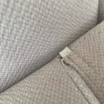 Köşe Takımının Kumaşı Ve Dikişi Kısa Sürede Sorun Çıkardı