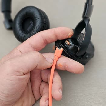 JBL Orijinal Şarj Kablosu Yangın Tehlikesi Oluşturdu