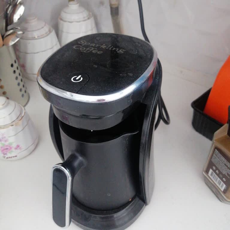 Kahve Makinesi Köpük Yapmıyor Ve Sıcaklık Sorunları Yaşatıyor