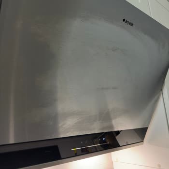 Davlumbazda Renk Dalgalanması Ve Değişim Talebi