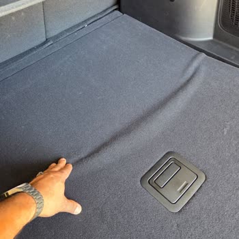 Bagaj Zemini Kırıldı, Garanti Kapsamında Çözüm Sağlanmadı