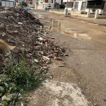 İnşaatta Güvenlik Önlemi Yok, Çevre Ve Çocuklar Risk Altında