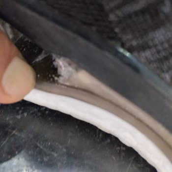 Aldığım Ayakkabı 3 Günde Açıldı, İade Süreci Uzatılıyor