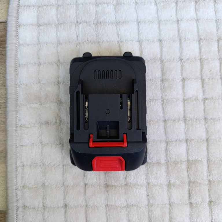 Aldığım Şarjlı Araç Yıkama Makinesi Hem Kalitesiz Hem De Müşteri Hizmeti Yok