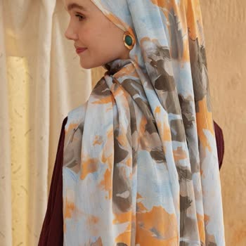 Sipariş Edilen Şalın Rengi İle Gelen Ürün Arasında Büyük Fark Var