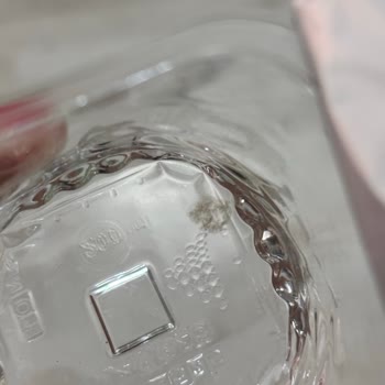 Bardak Suyunda Gözle Görülür Kir Ve Sağlık Riski