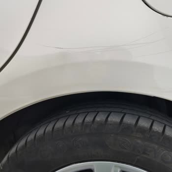 Comrade Çizik Alıcı Pasta Cila İşe Yaramıyor